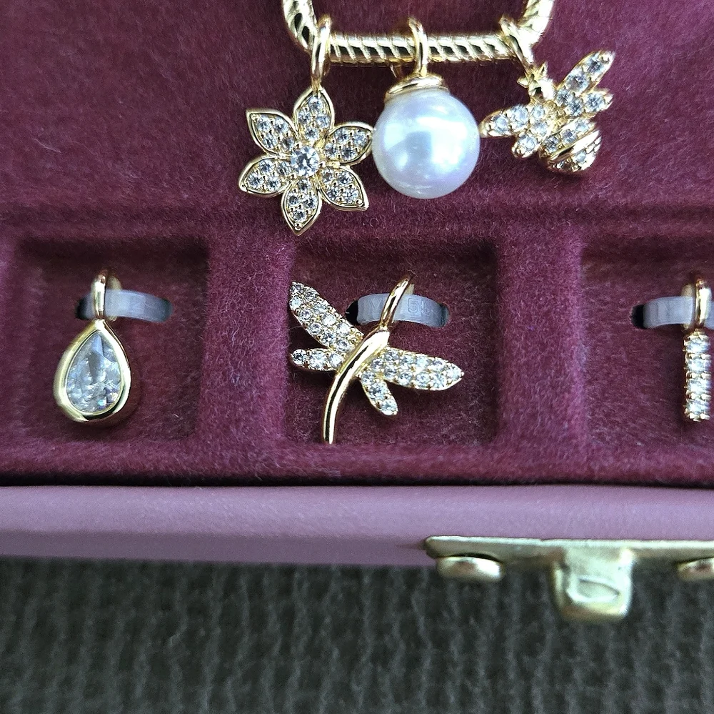 Charm Bar Interchangeable Charms Necklace - NIB - Picture 6 of 16